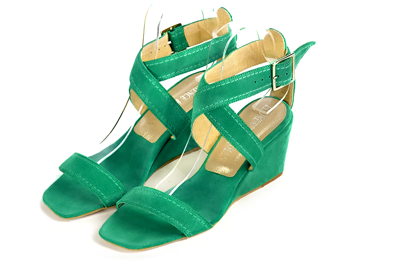 Emerald green women's fully open sandals, with crossed straps. Square toe. Medium wedge heels - Florence KOOIJMAN